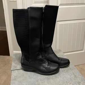 Propét Leather winter knee high boots, size 9.5 Wide
